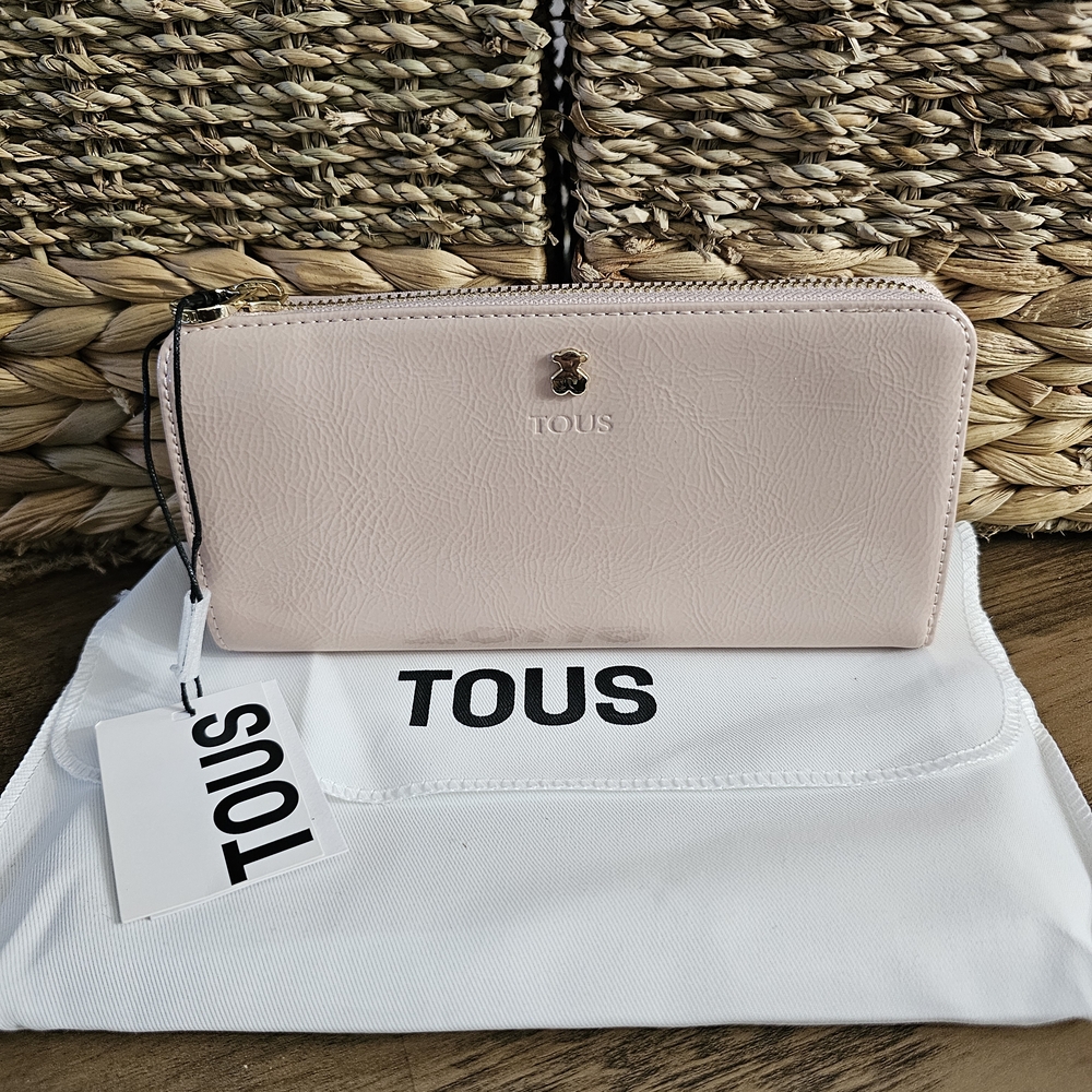 NWT TOUS Pink Leather Wallet Logo Zip Around Quiet Luxury Summer Boho Chic
